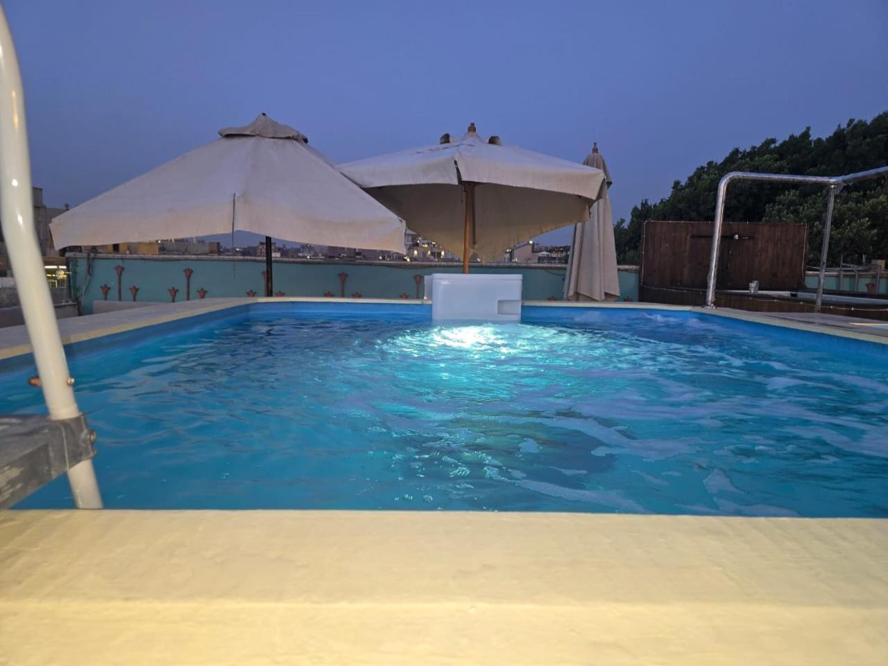 Pyramids Height & Pyramids Master Scene Rooftop * Kafret el-Gabal